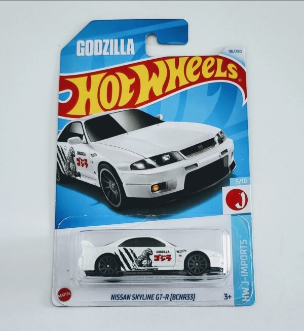 Hot Wheels 2023 HW J-imports 5 of 10 Nissan Skyline GT-R (R32) White Godzilla HKJ13