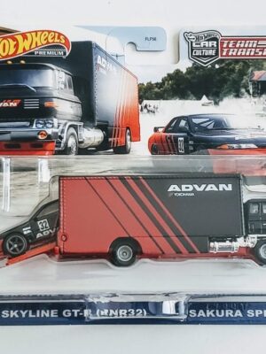 Hot Wheels 2021 Team Transport Nissan Skyline GTR (BNR32) Sakura Sprinter (Advan) GRK55