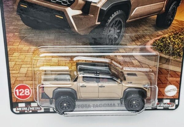 Hot wheels 2025 Boulevard #128 - 2024 Toyota Tacoma TRD PRO Mudbath JBL08