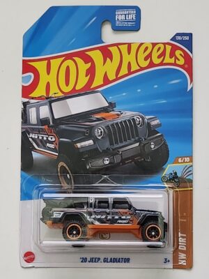 Hot wheels 2025 HW Dirt 2020 Jeep Gladiator Case F Super Treasure Hunt JCB40