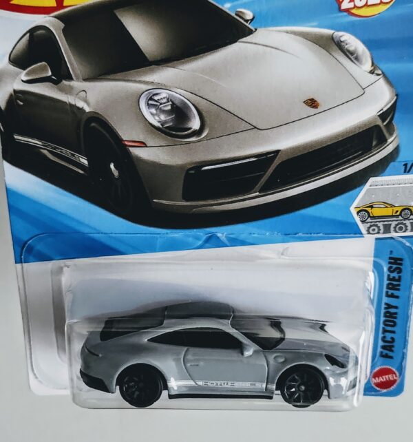 Hot wheels 2026 Case A - 911 Porsche Carerra T slate grey JJH33