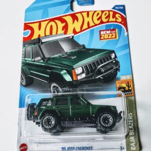 Hot Wheels 2022 Baja Blazers 10 of 10 - 1995 Jeep Cherokee Moss Green HCT10