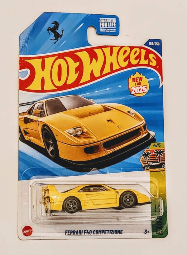 Hot wheels 2025 Exotics Ferrari F40 Competizione yellow JBB92