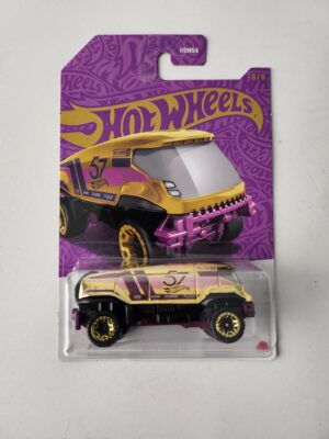 2025/11/1000019655-scaled.jpg Hot wheels 57th anniversary series mix 1 Baja Bison T5 gold chase JDM25
