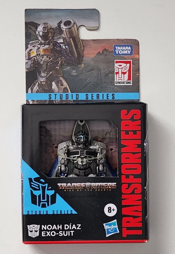 2025/11/1000020541.jpg Transformers studio series core class - Rise of the Beasts Noah Diaz Exo-suit F7491