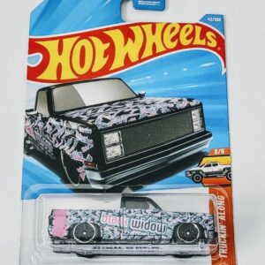 Hot wheels 2026 Truckin Along 1983 Chevy Silverado black (black widow) JJJ13
