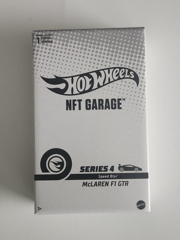 Hot wheels NFT Garage Series 4 - Mclaren F1 GTR (Super Treasure Hunt) black HPM58