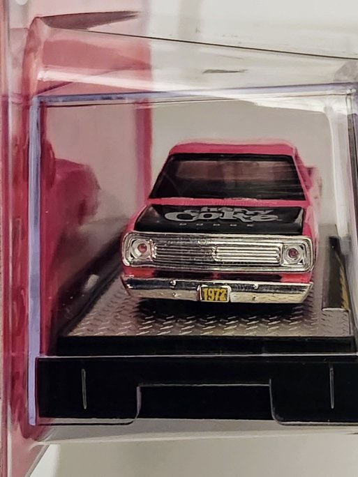 M2 Machines Coca-Cola Series 52500-A59 1972 Dodge Adventurer 150 - Custom pink 25-18
