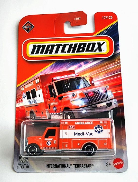 Matchbox 2026 #17 International Terrastar Medi Vac ambulance orange JHN09