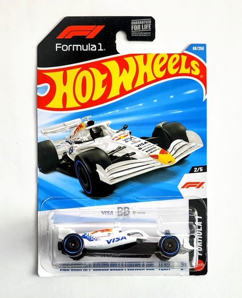 Hot wheels 2026 Formula 1 series #1 Visa Cash App Racing Bulls Formula one white