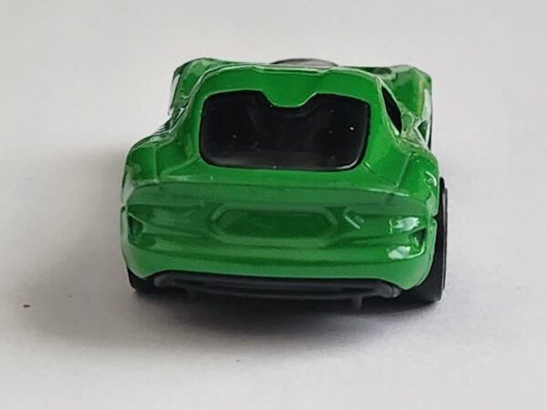 Hot wheels 2026 Multi-pack exclusive 2013 SRT Viper green