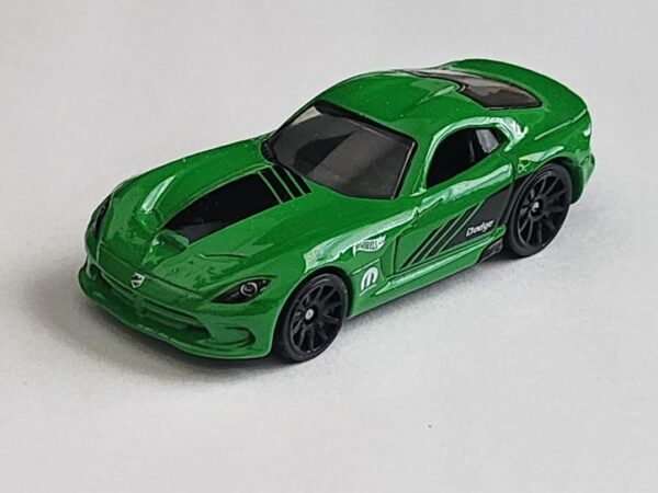 Hot wheels 2026 Multi-pack exclusive 2013 SRT Viper green