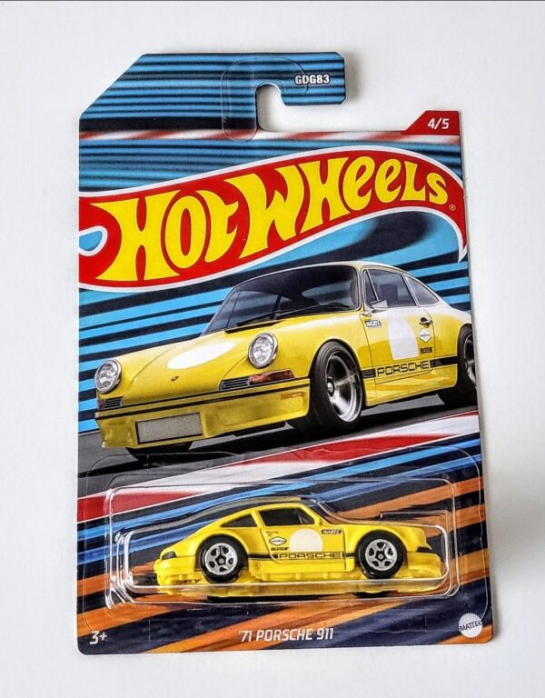 Hot wheels 2022 Racing Circuit #4  1971 Porsche 911 speed yellow HDG62