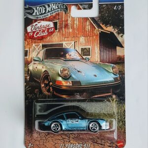 Hot wheels Silver series 2026 Vintage Racing Club: Barn Finds #4 1971 Porsche 911 blue
