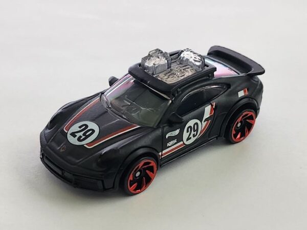 Hot wheels 2026 Multi-pack exclusive Porsche 911 Rallye black matte  HRY70