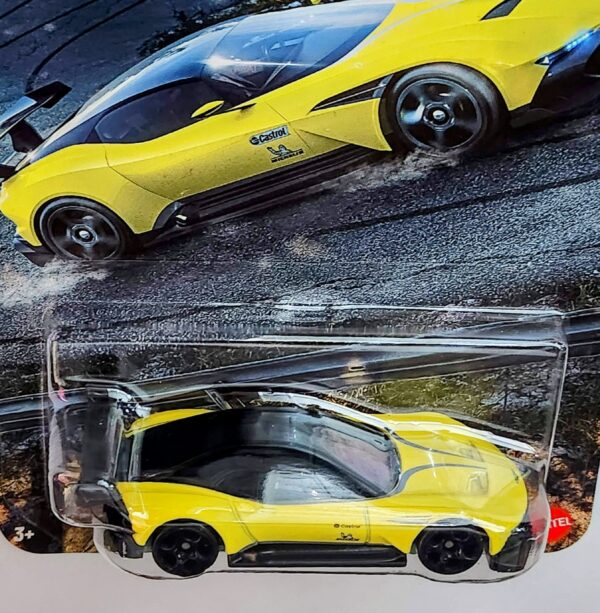 Hot wheels 2026 Silver series Summit Surge #3 Aston Martin Vulcan Lime Esscence JKX68