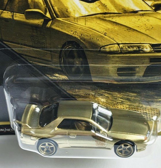 Hot wheels Car Culture Vintage Racing - 0/5 Nissan Skyline GT-R (BNR32) JKF32 gold