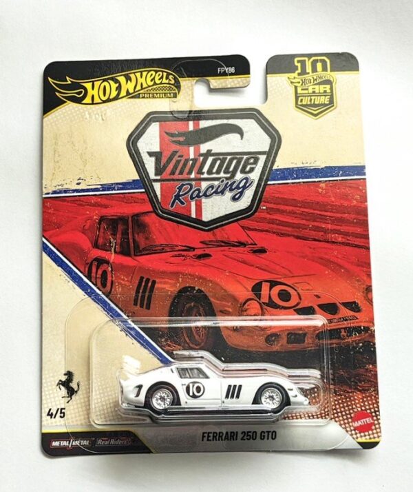 Hot Wheels 2026 Car Culture Vintage Racing 4/5 Ferrari 250 GTO white JKF25