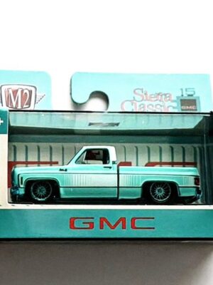 M2 Machines 2026 Detroit Muscle 32600-97 - 1976 GMC Sierra 15 SS02 turquoise/w blue rims Chase (limited to 750 PCs)