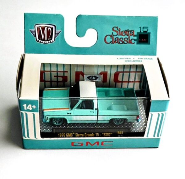 M2 Machines 2026 Detroit Muscle 32600-97 - 1976 GMC Sierra 15 SS02 turquoise/w blue rims Chase (limited to 750 PCs)