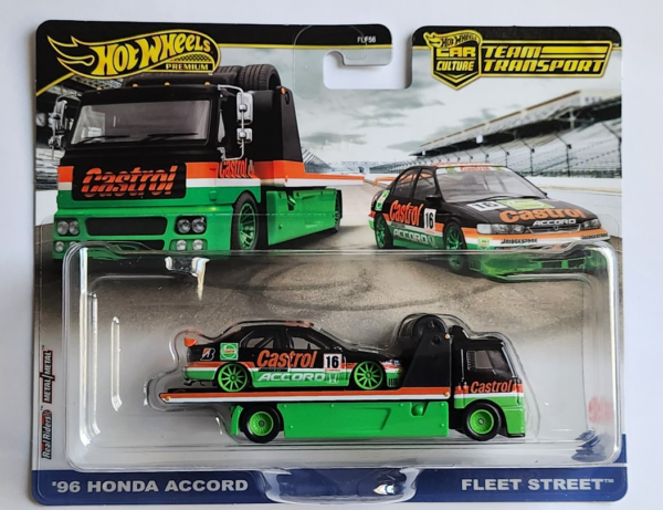 Hot Wheels 2024 #65 Team transport 1996 Honda Accord and Fleet Street green Castrol HRV46